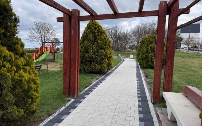 În Parcul Terapeutic din Techirghiol aleile pietonale sunt aproape de finalizare
